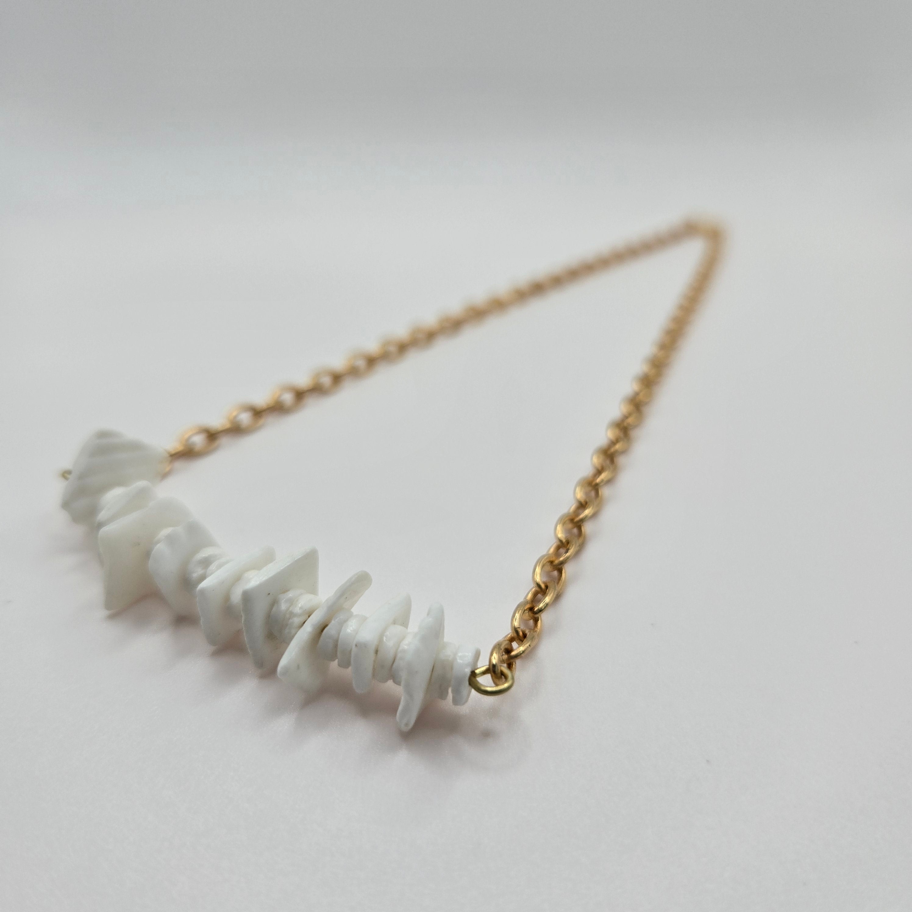 Shell Bar Necklace